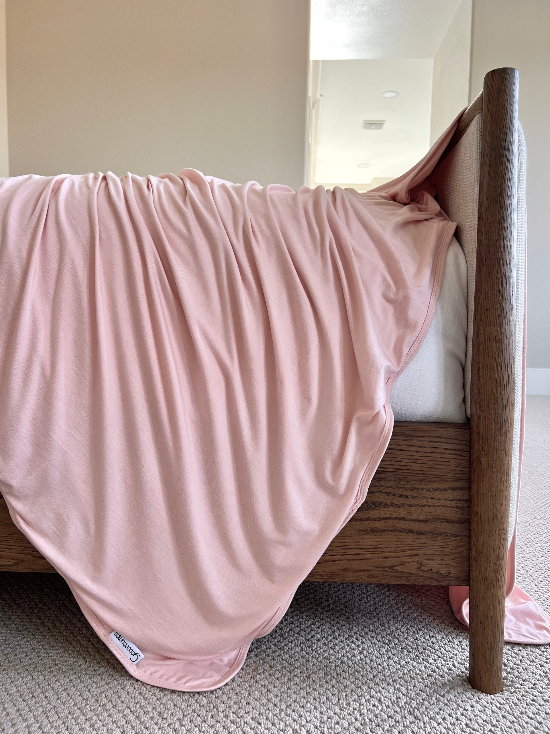 barely pink Goosebumps Shop